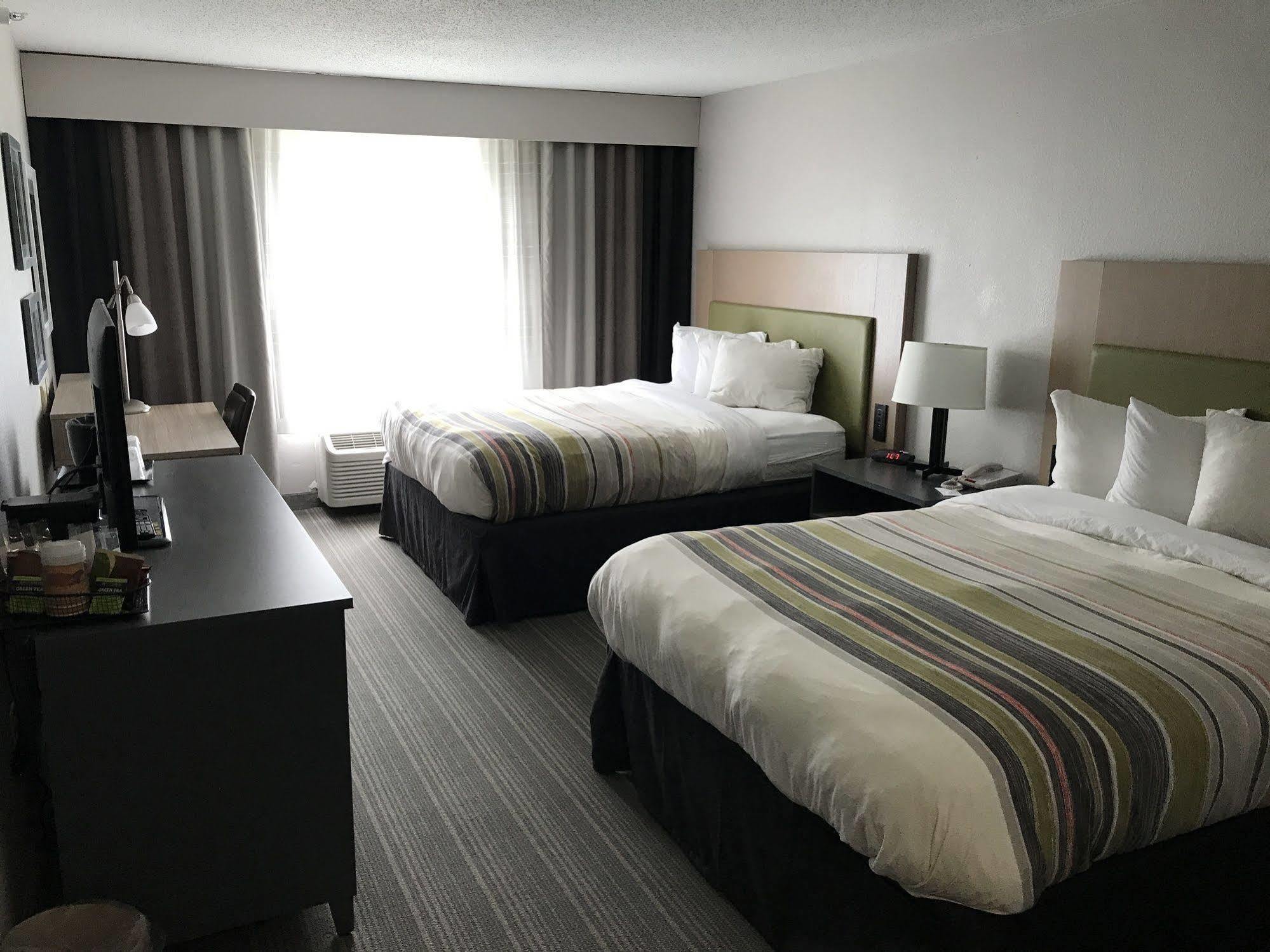 Country Inn & Suites By Radisson, Indianapolis South, In Exterior photo
